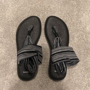 Black with stripes Sanuk Sandal